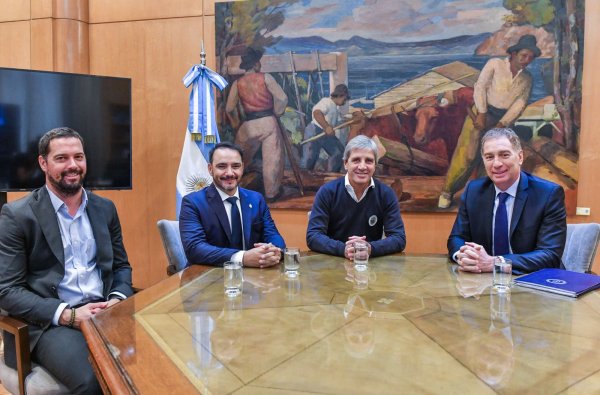 Juan Pablo Vald&eacute;s se reuni&oacute; con los ministros Santilli y Caputo en busca de mejoras para Corrientes